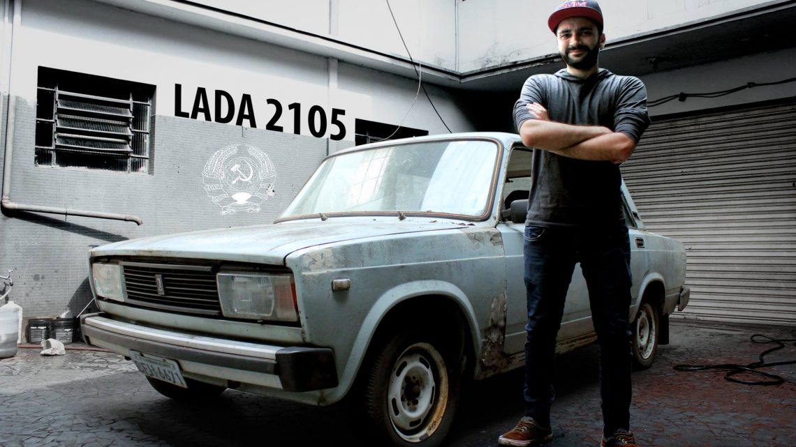 Lada 2105, um carro esquecido que se transformou em carro de corrida.